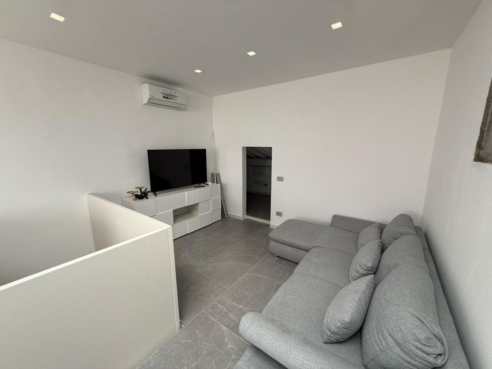 Borghese Palace Luxury Apartment